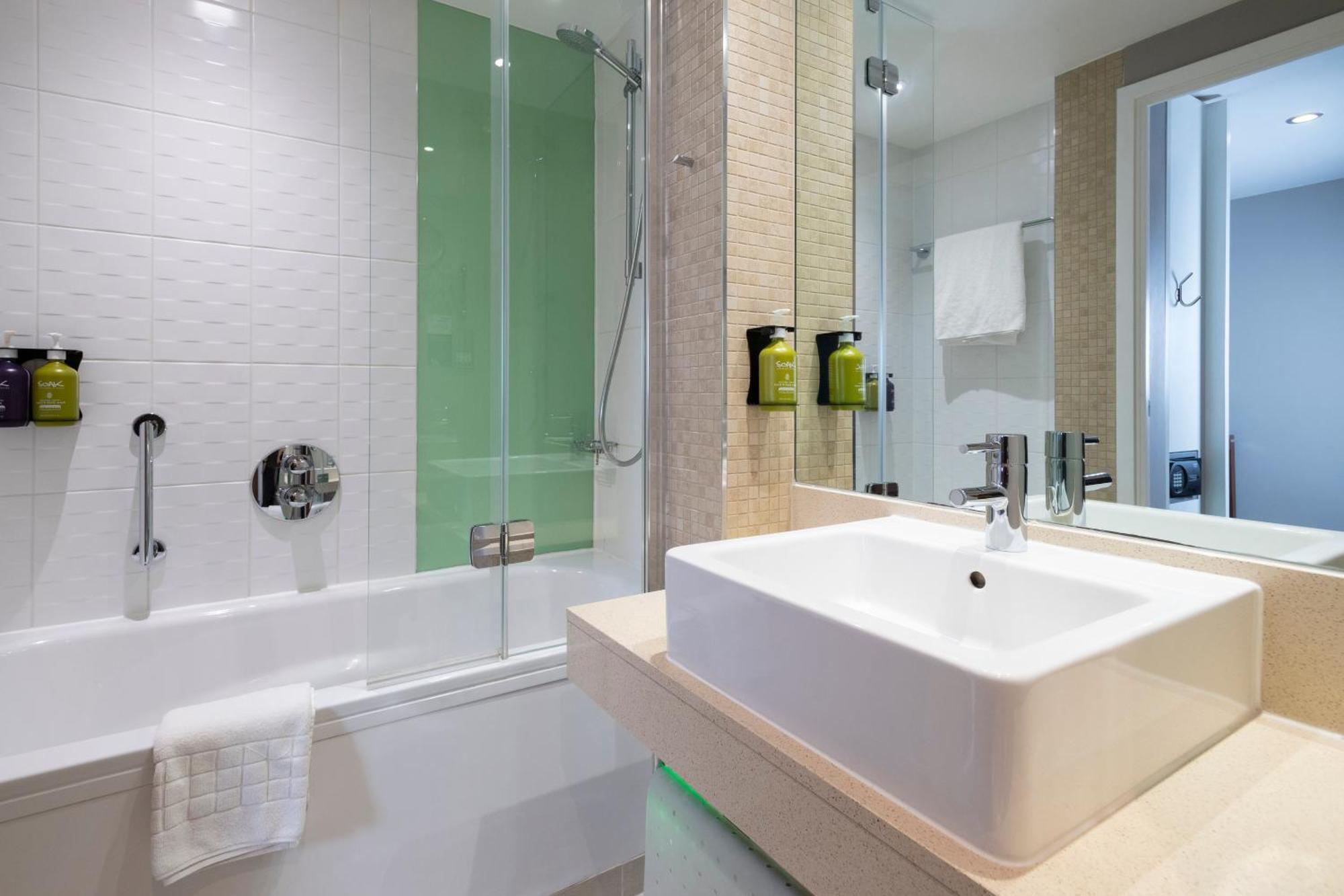 Holiday Inn Derby Riverlights By Ihg Екстериор снимка