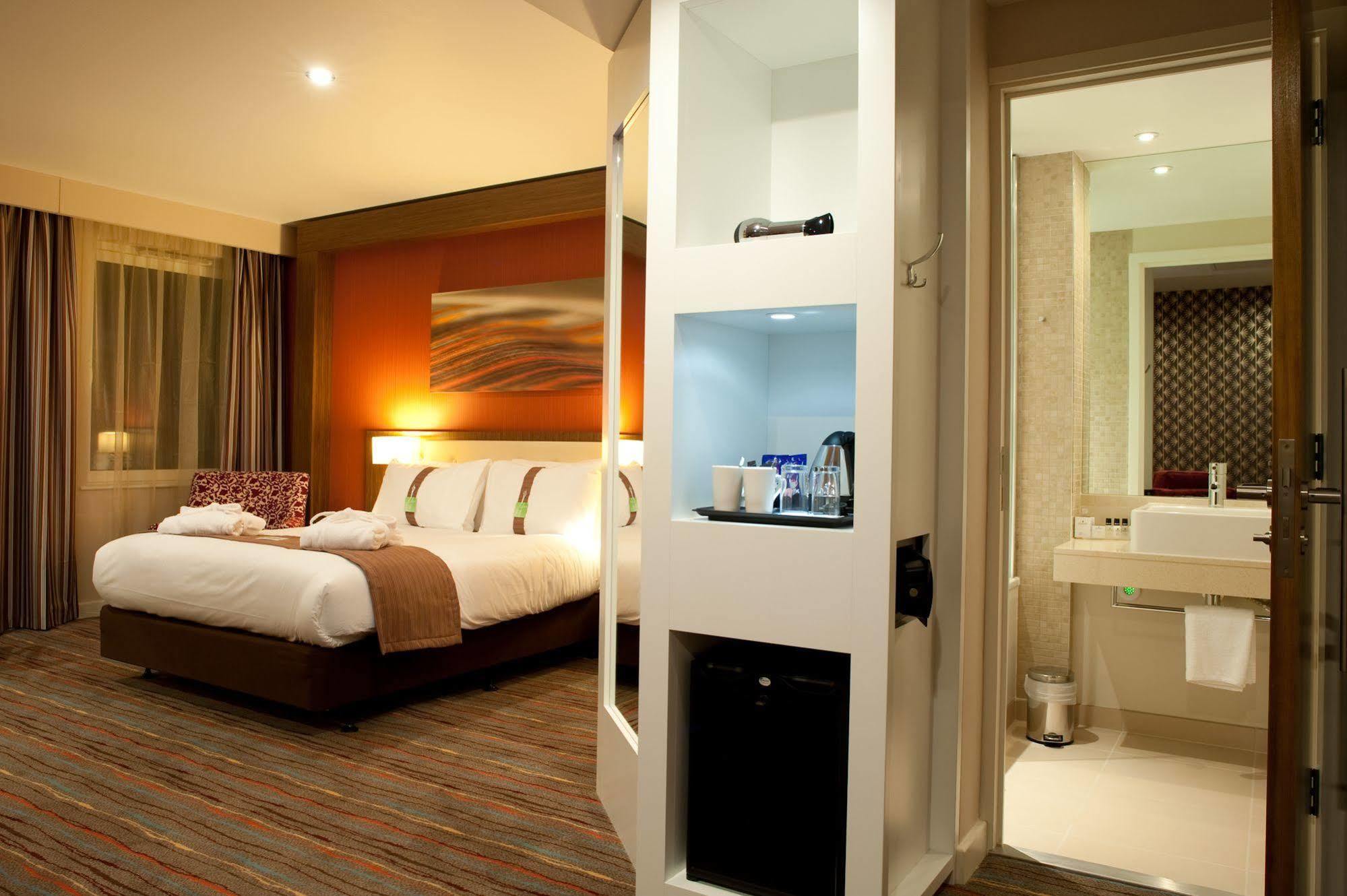 Holiday Inn Derby Riverlights By Ihg Екстериор снимка