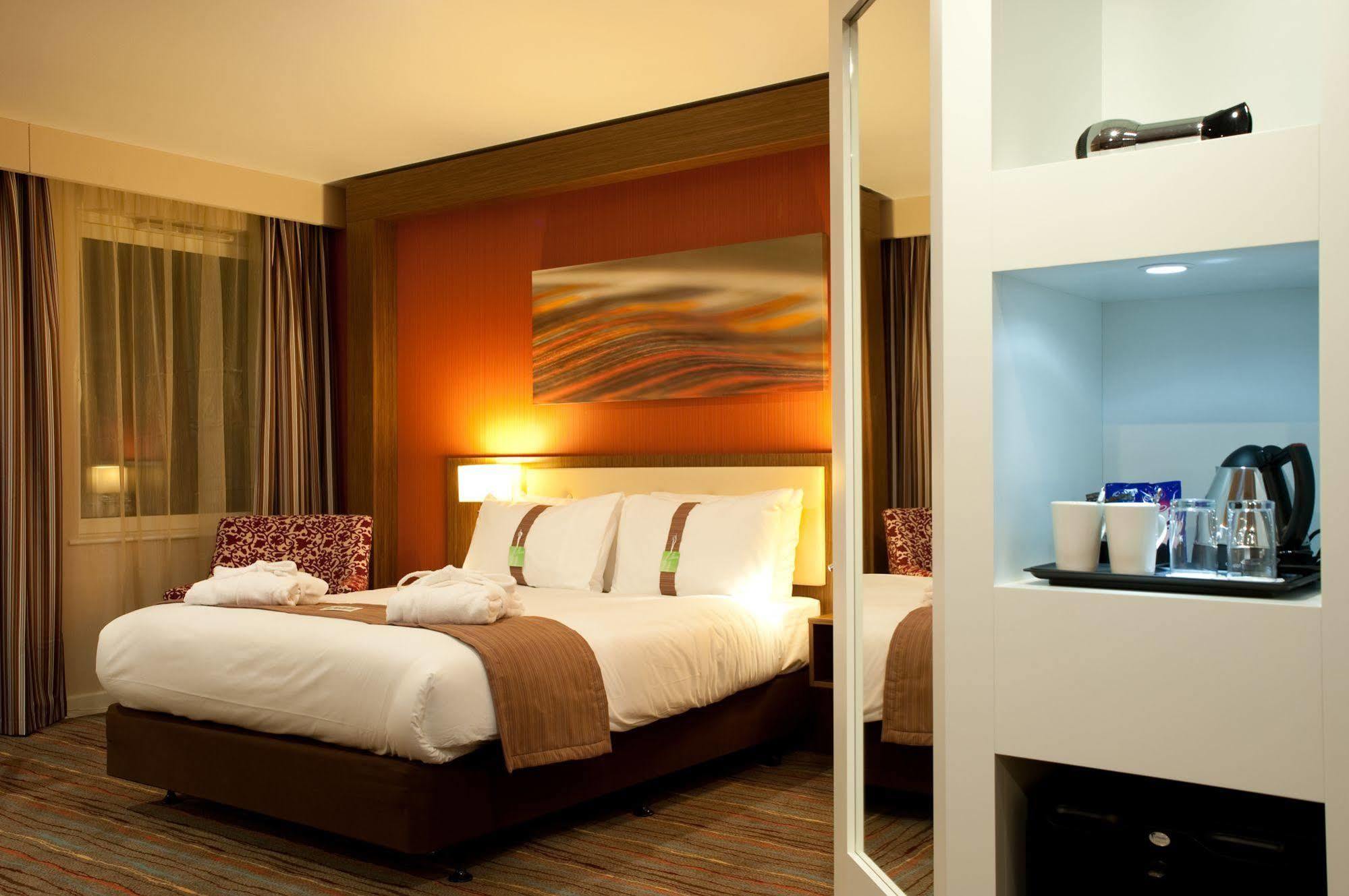Holiday Inn Derby Riverlights By Ihg Екстериор снимка